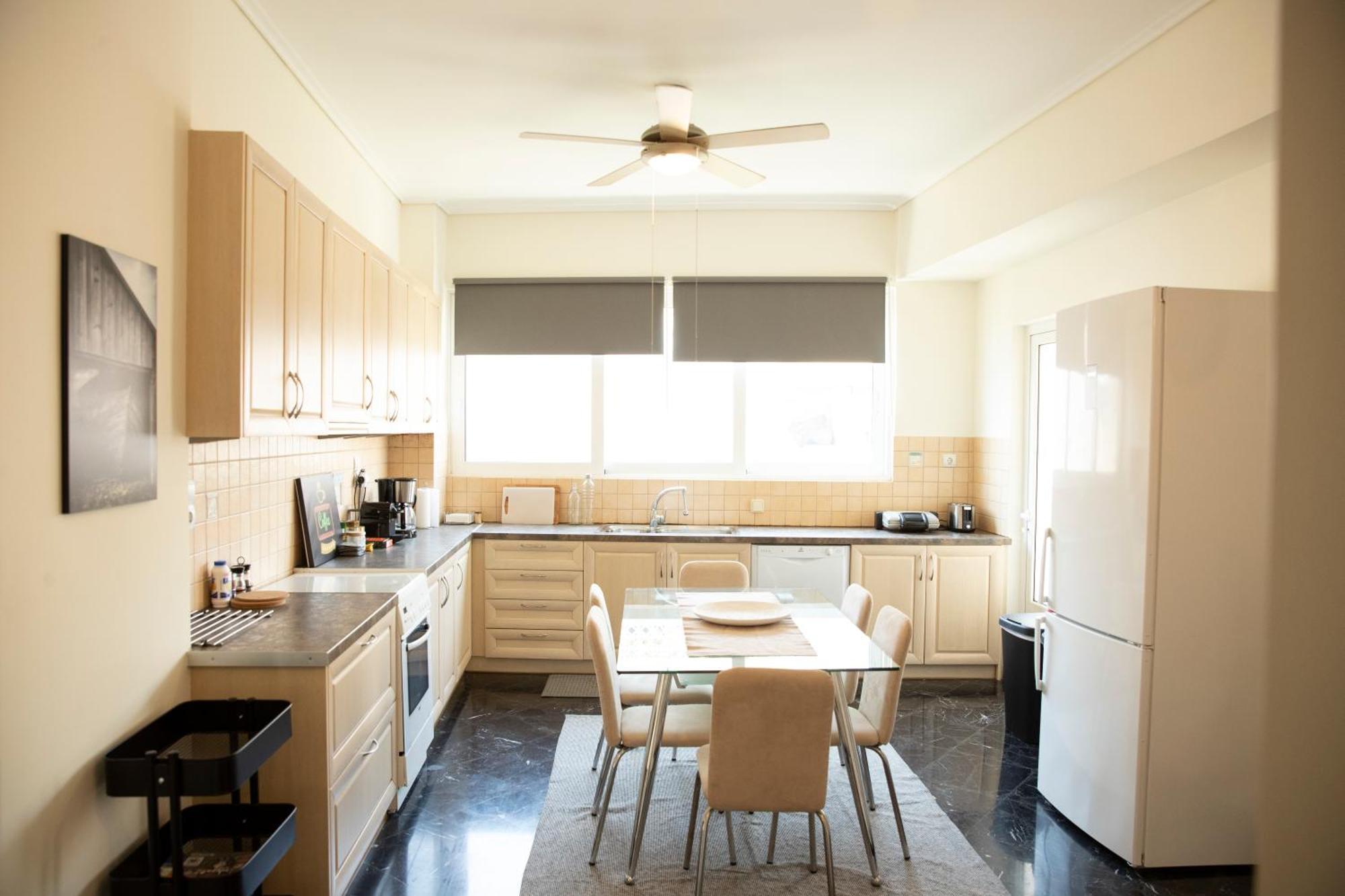 Spacious Glyfada Golf 4Br -Near Beach + Shops Athens Luaran gambar