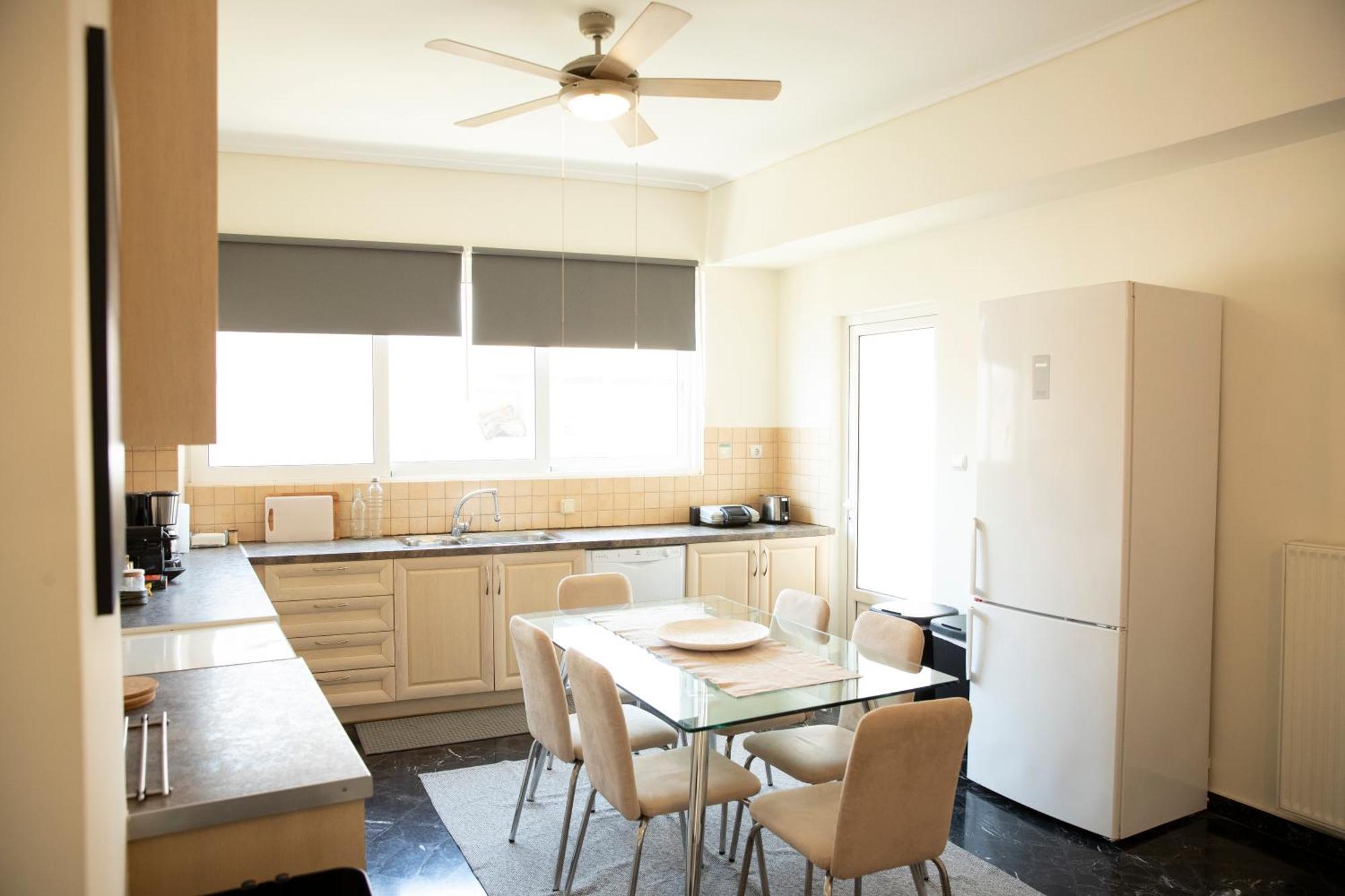Spacious Glyfada Golf 4Br -Near Beach + Shops Athens Luaran gambar